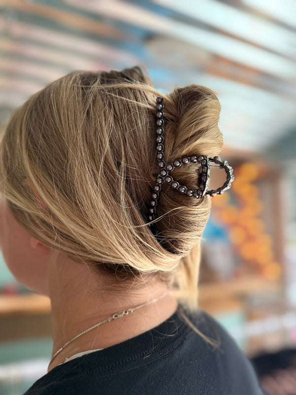 Faux Navajo Pearl Claw Clip